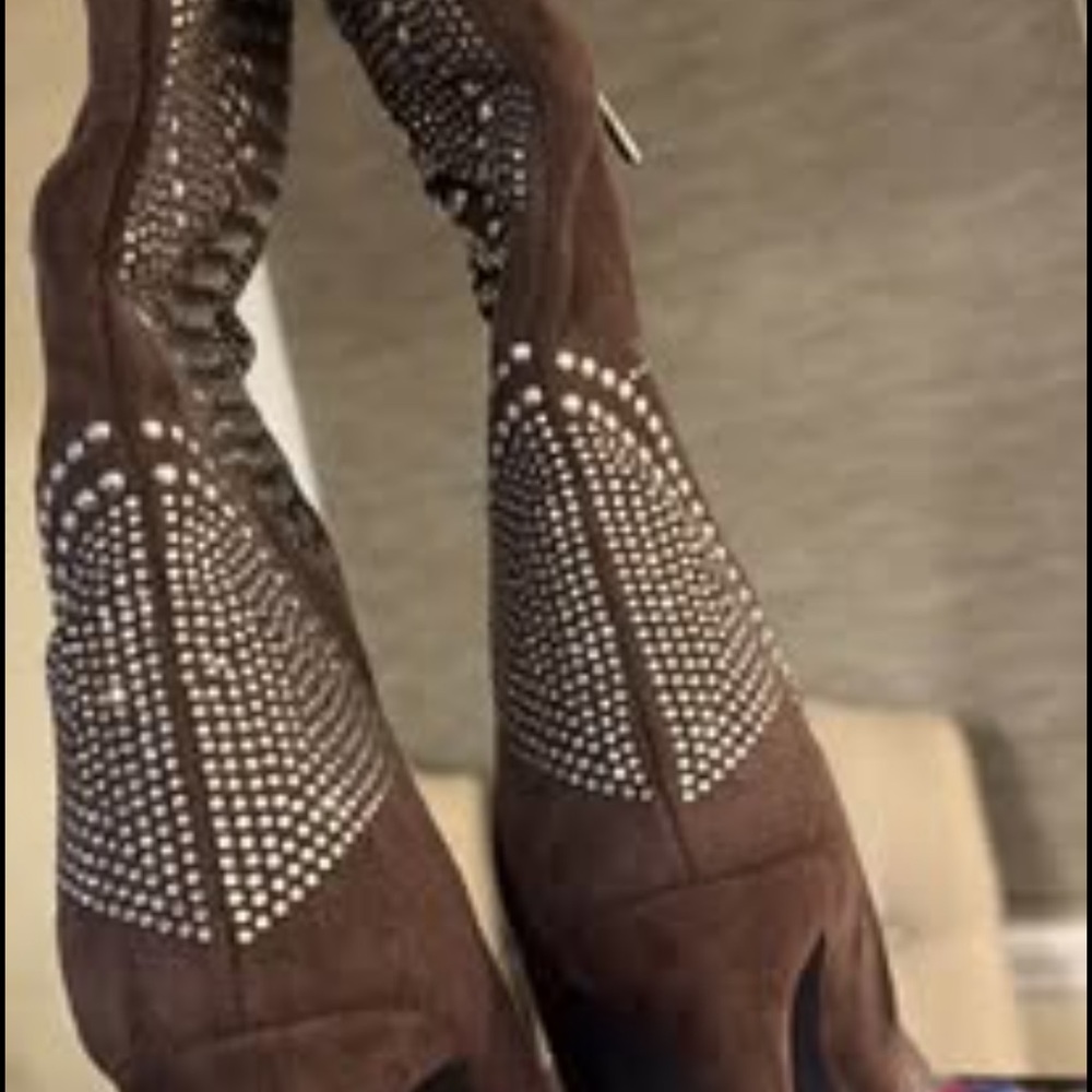 Cape Robbin Silver Rhinestone Heeled Boots - Picture 3 of 5